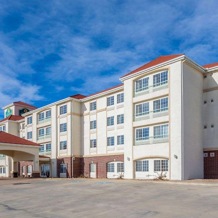 La Quinta By Wyndham Dodge City Exteriör bild